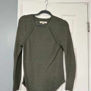 LOFT Women's Green Sweater